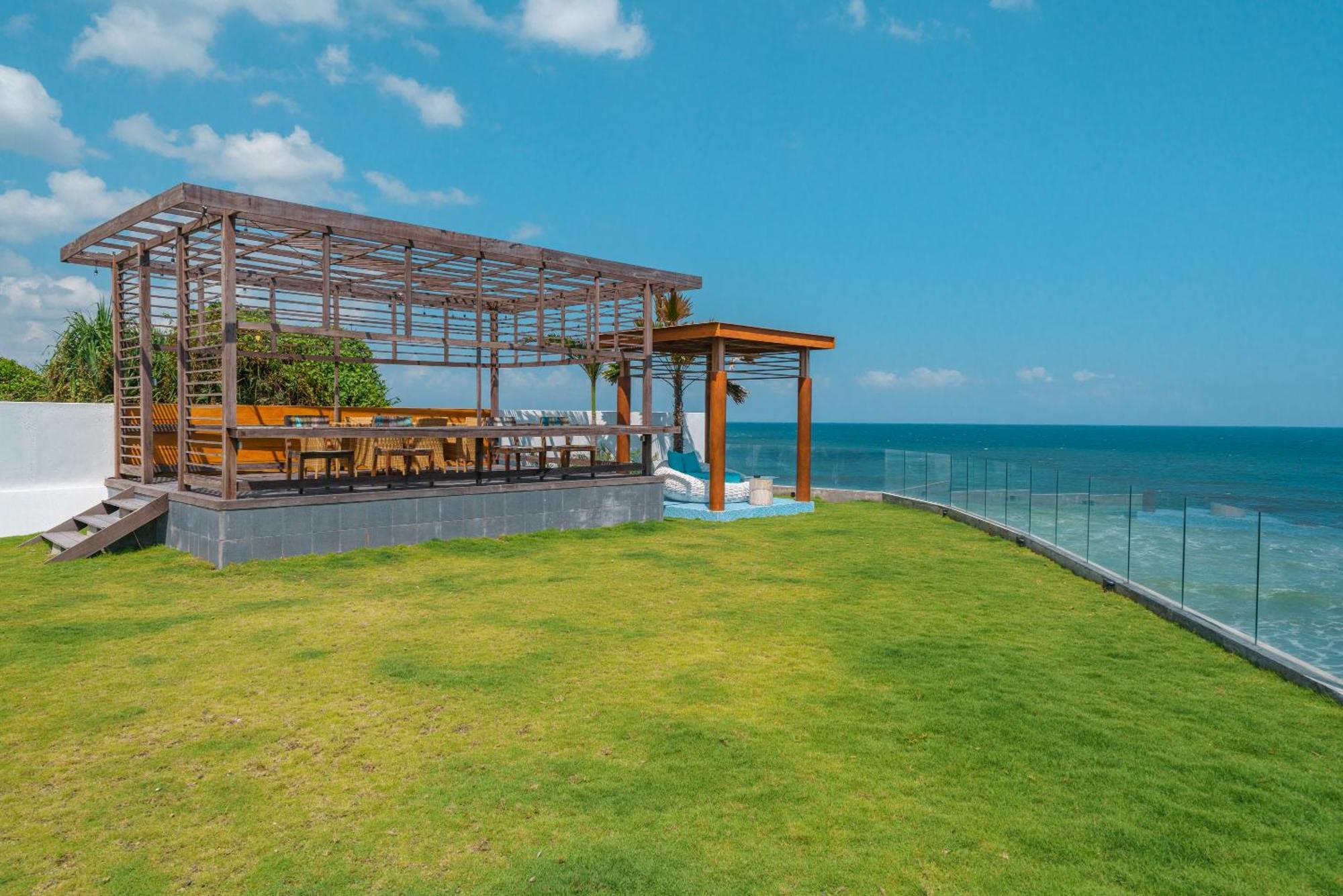 Abian Kapas Beach House Selemadeg Exterior foto